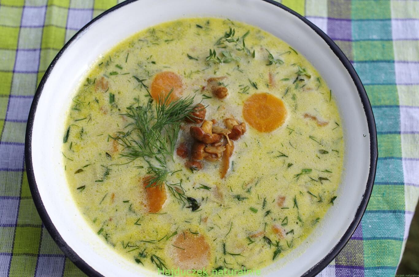 Śląska zupa z kurkami