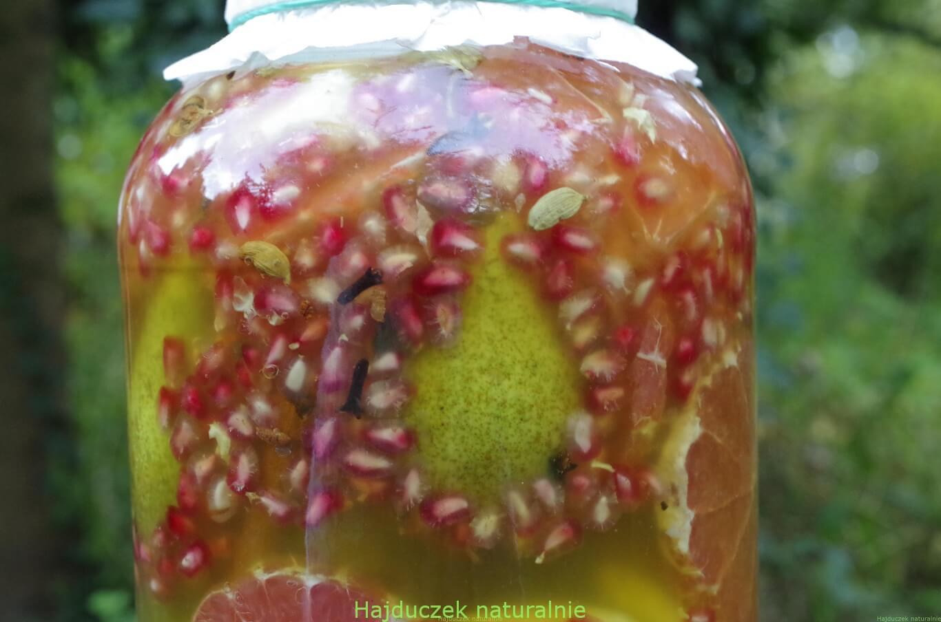 Owoce fermentowane w miodzie