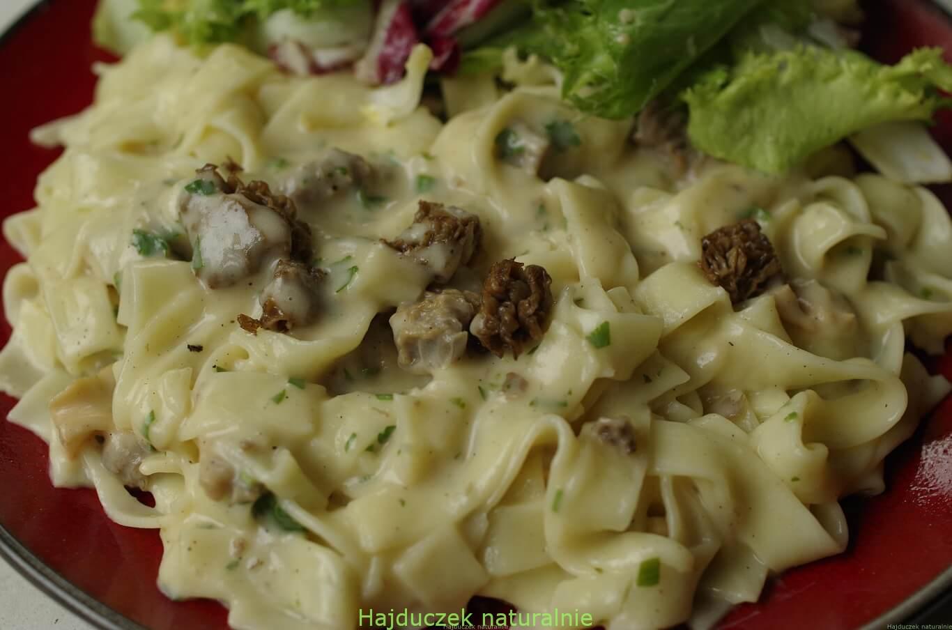 tagliatelle z sosem smardzowym
