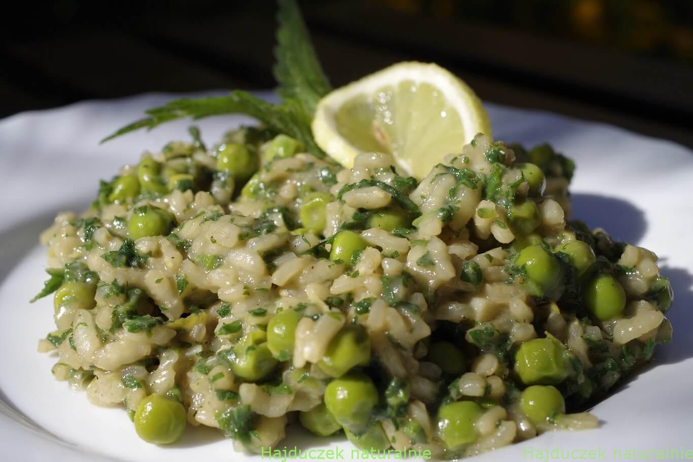 risotto z pokrzywami