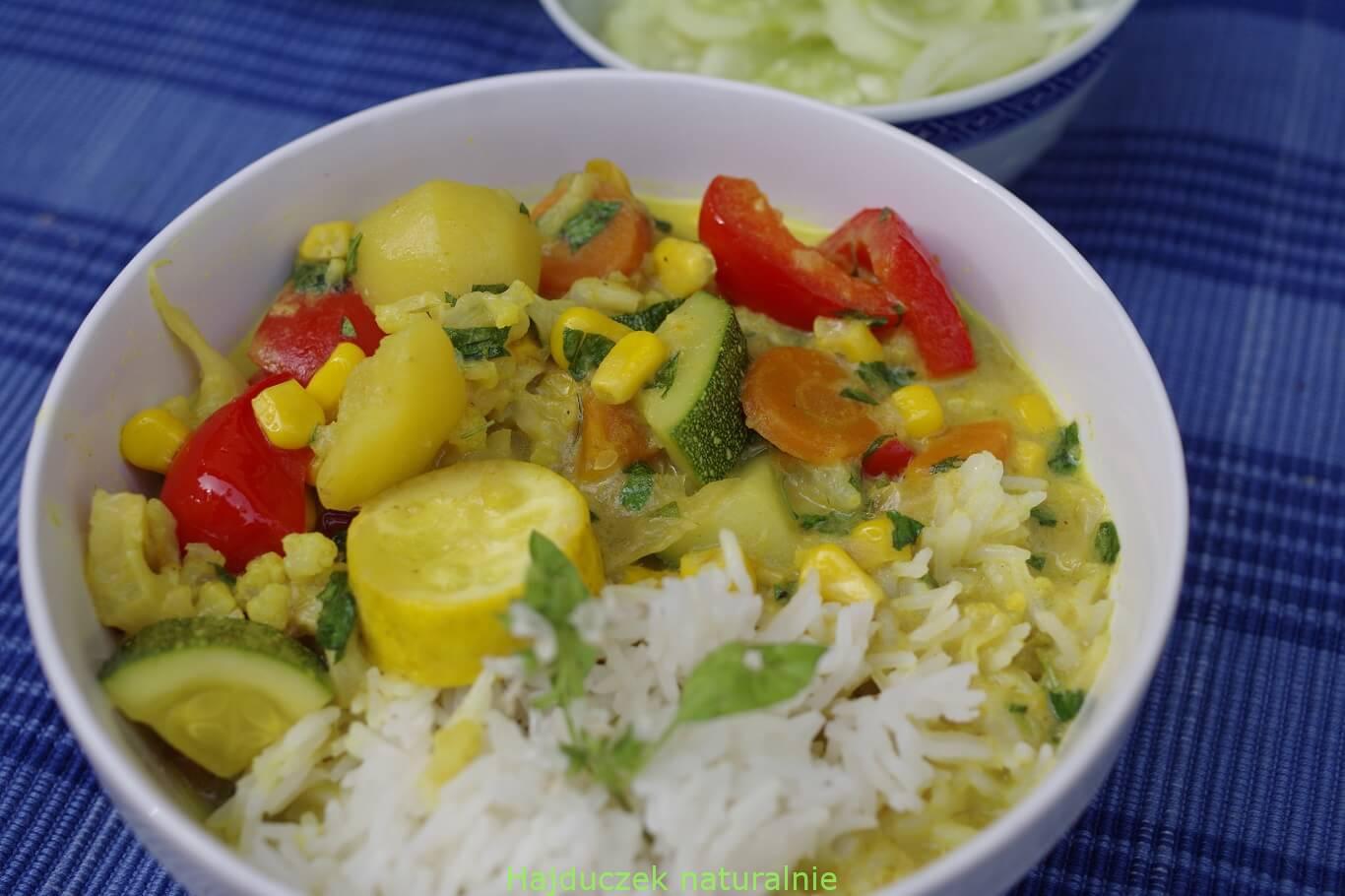 curry z kukurydzą