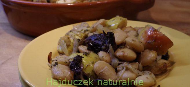 fasola pieczona z jabłkami
