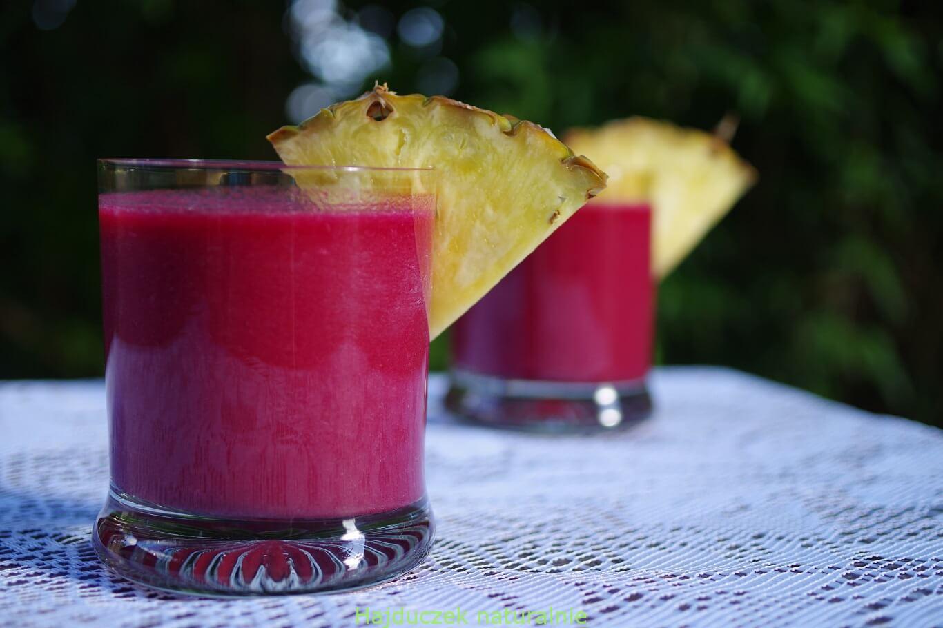 smoothie z buraka i ananasa