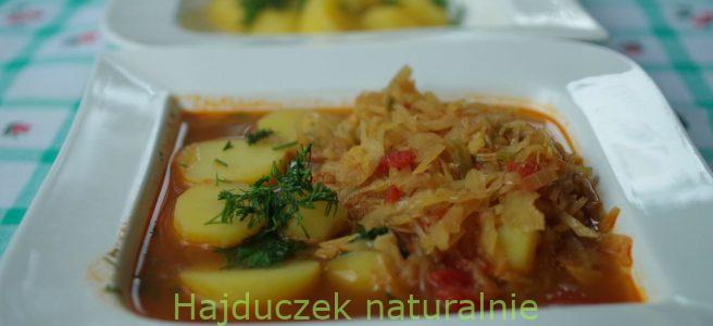 Kapuśniak z soczewicą