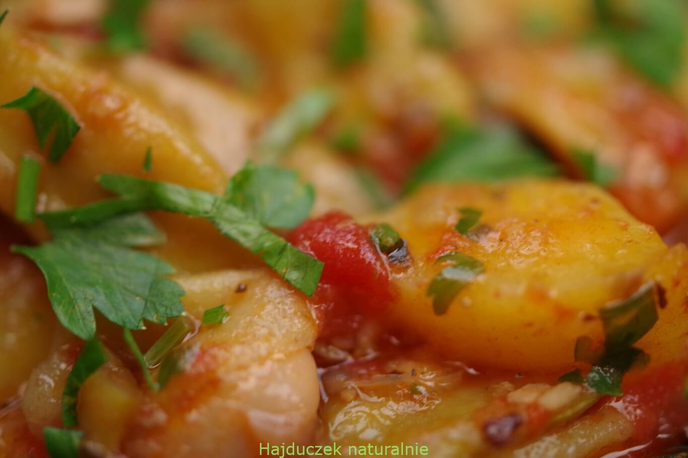 fasolka w pomidorach