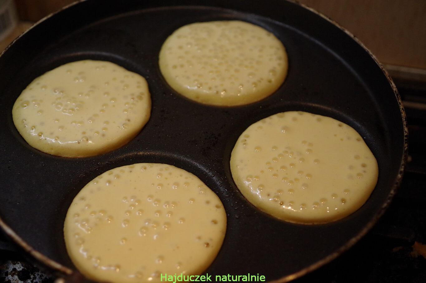 placki śniadaniowe - pankejki - pancakes