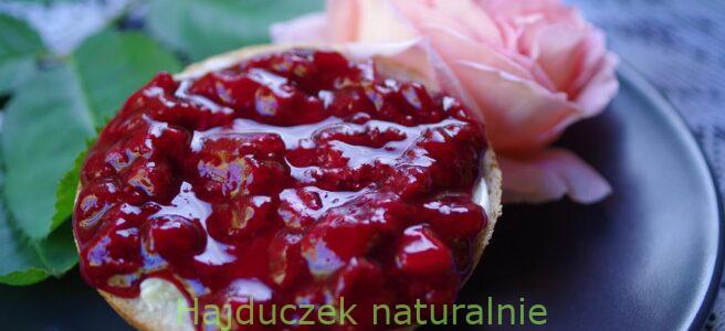 dżem z płatków róży i truskawek