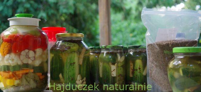 chrupiące ogórki kiszone