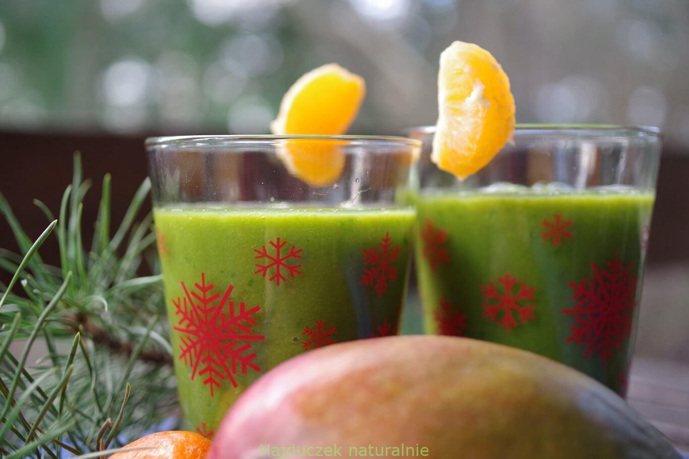 koktajl z sosny i mango