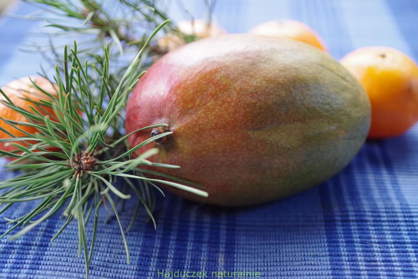 mango, mandarynki i sosna