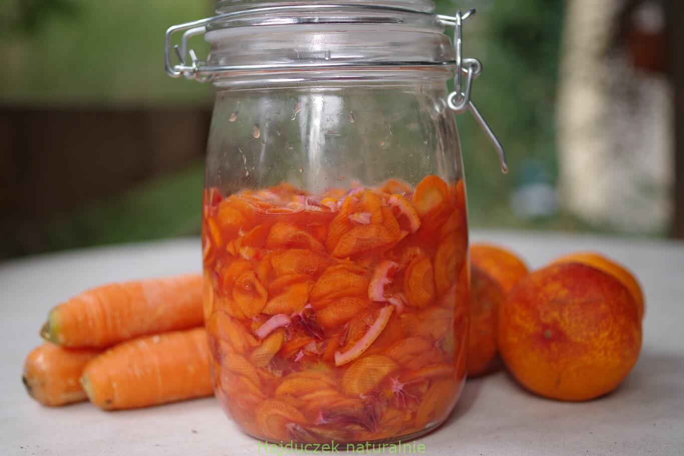 kiszona marchew z pomarańczą