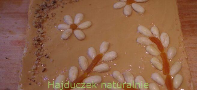 mazurek migdałowy na białkach