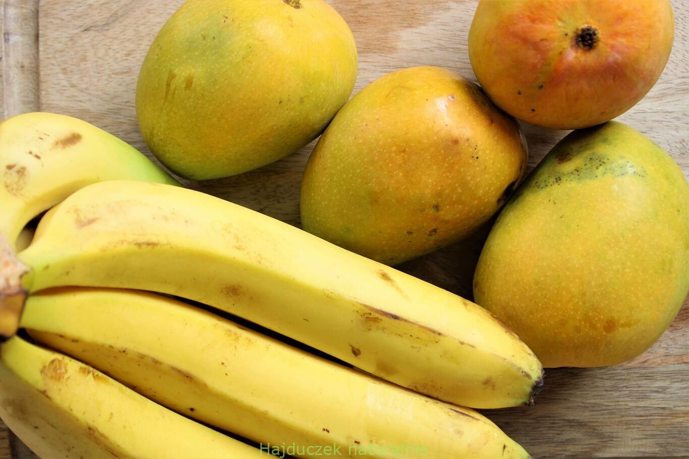 mango lassi