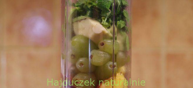 brzoskwiniowy z zieloną pietruszką