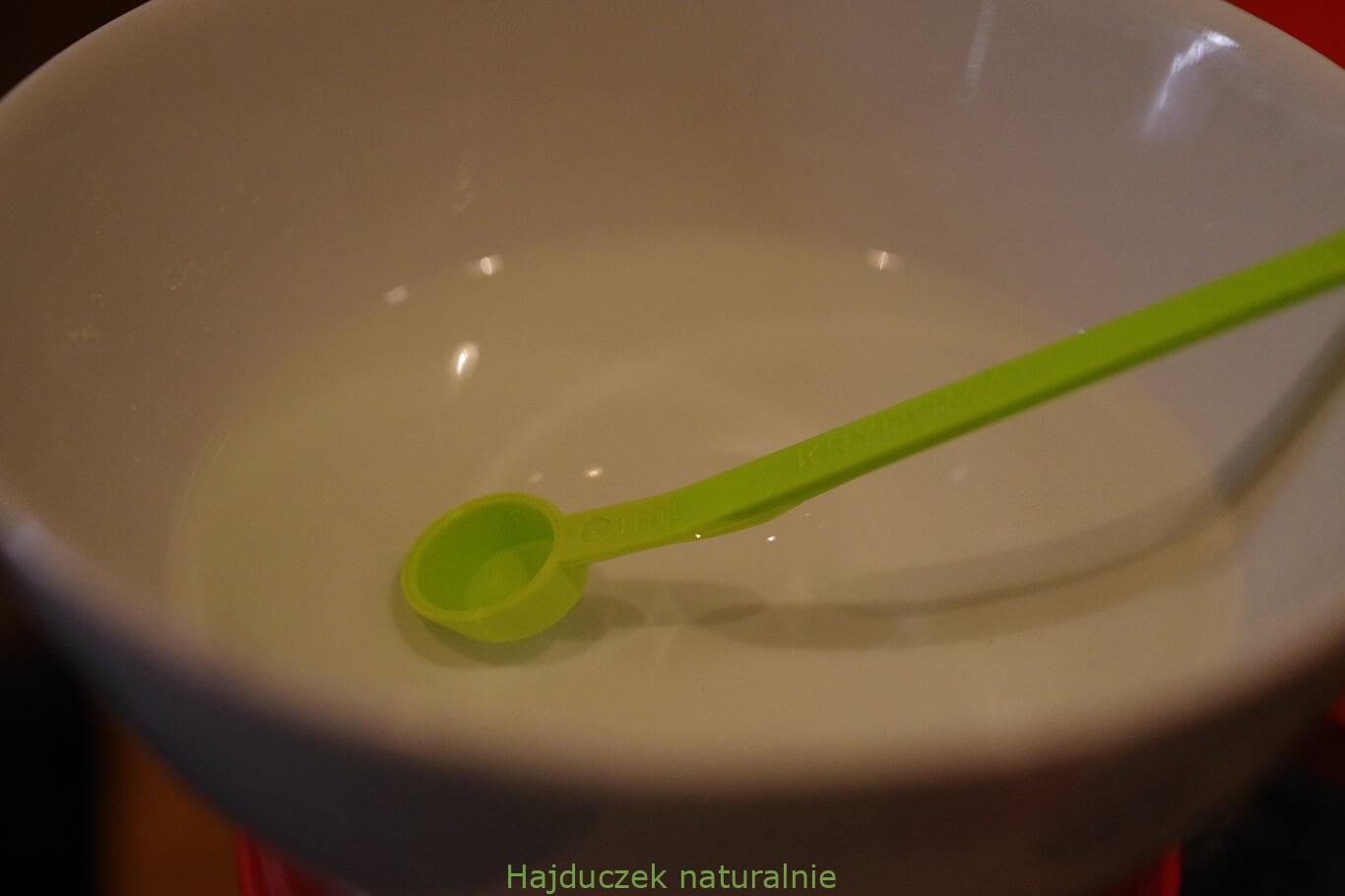 odmierzanie esencji octowej