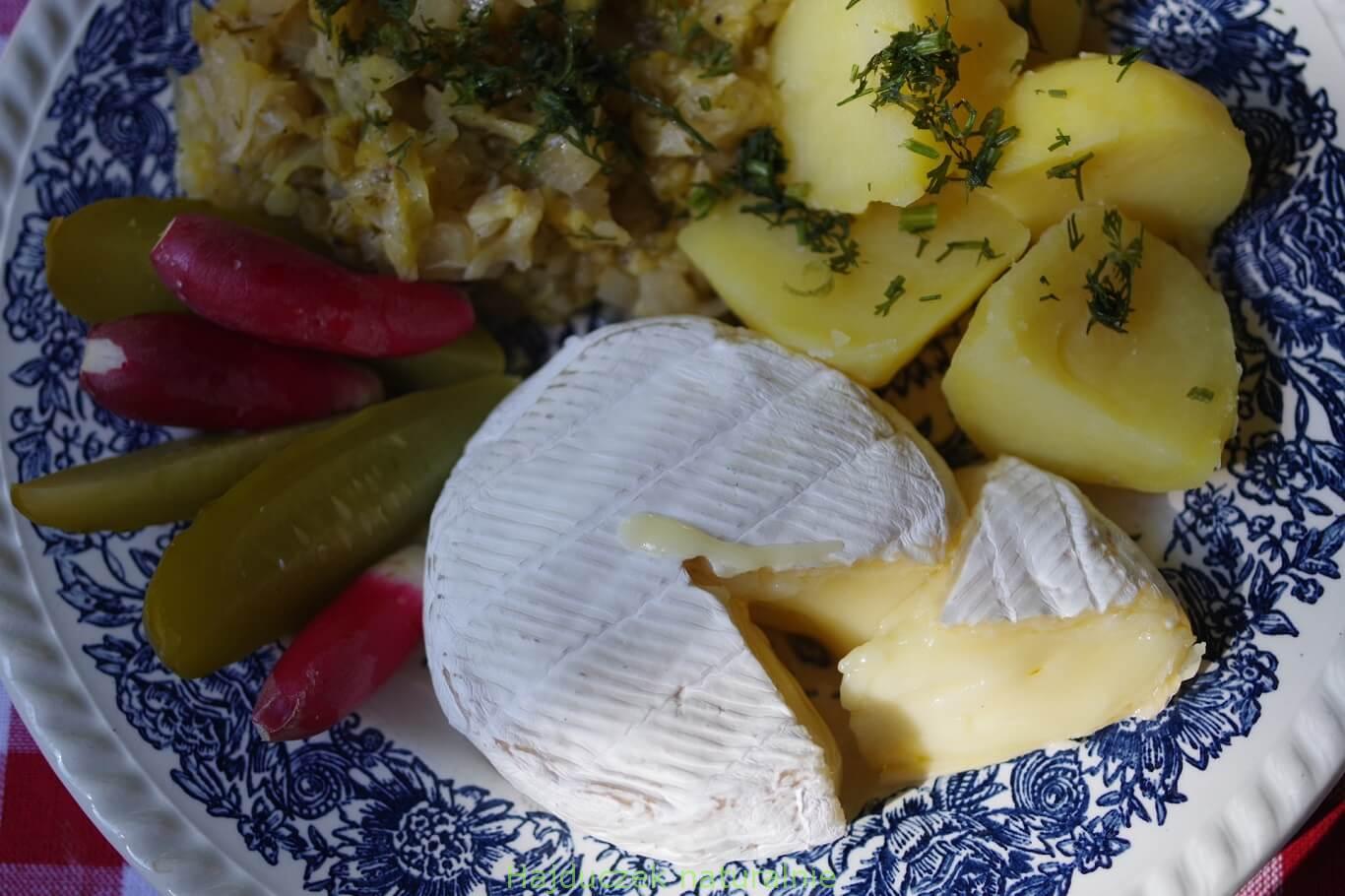 camembert pieczony