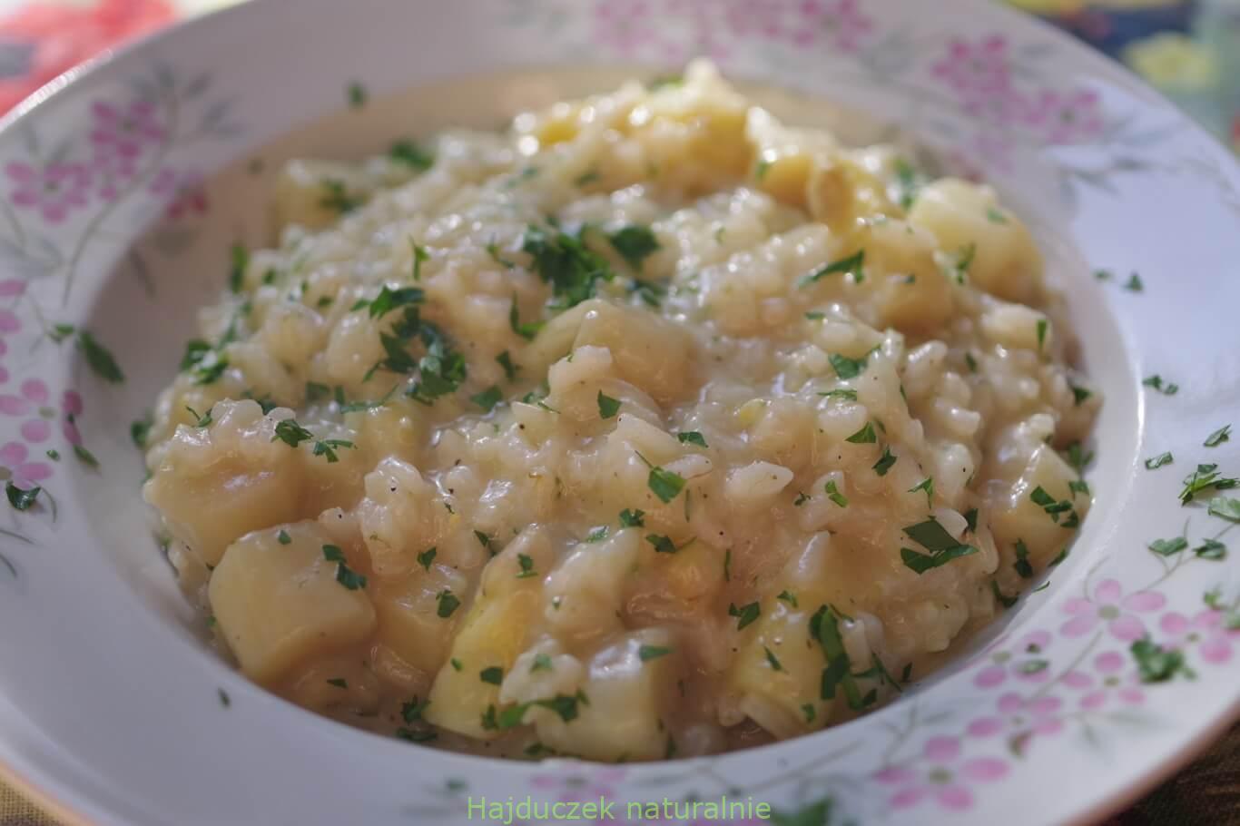 risotto z białymi szparagami
