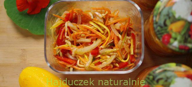 sałatka koreańska z cukinii na zimę