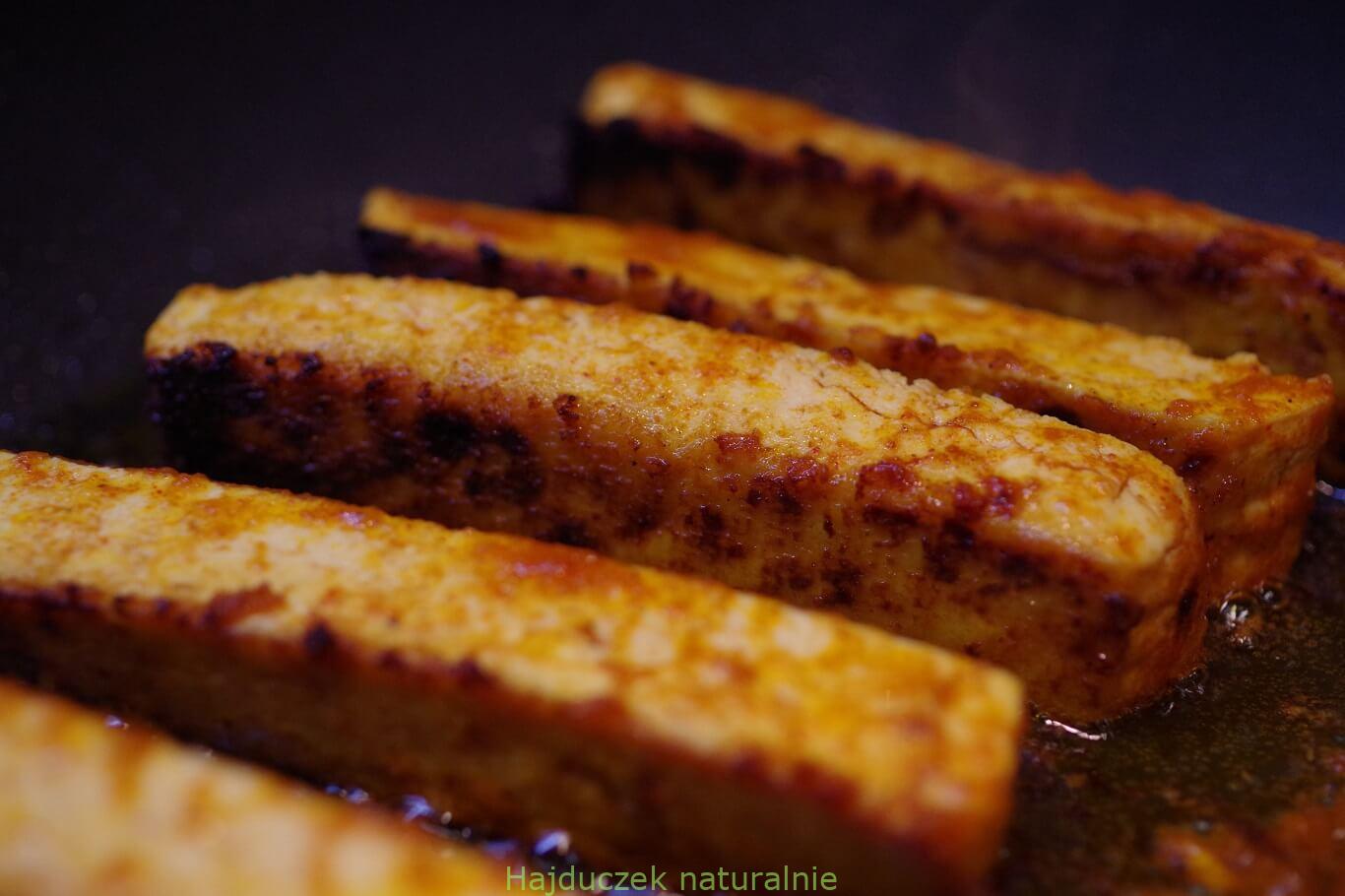 tofu w paprykowej marynacie