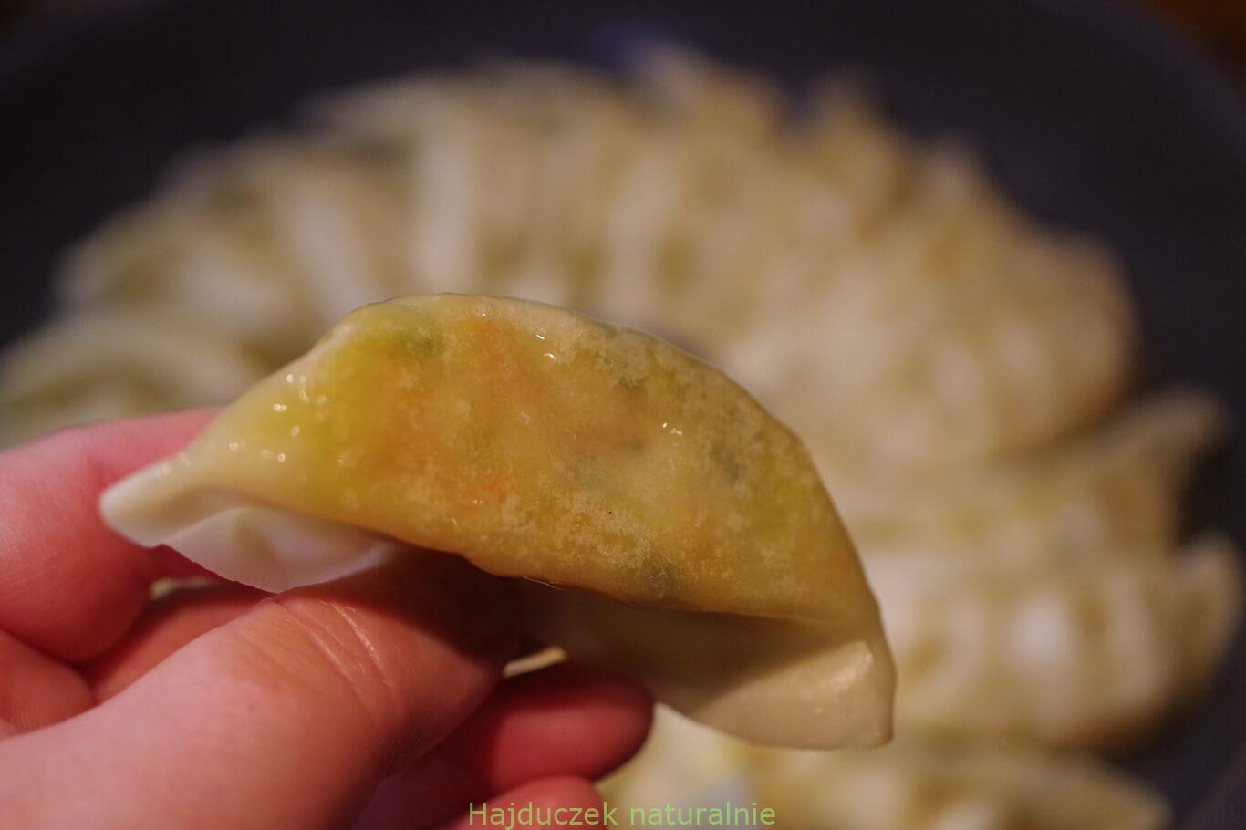 podgrzewanie pierożków