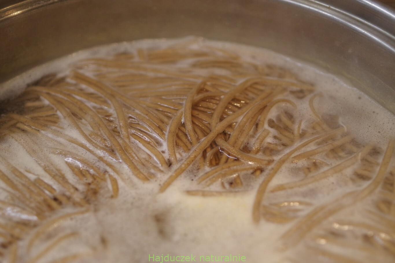 gotowanie makaronu soba