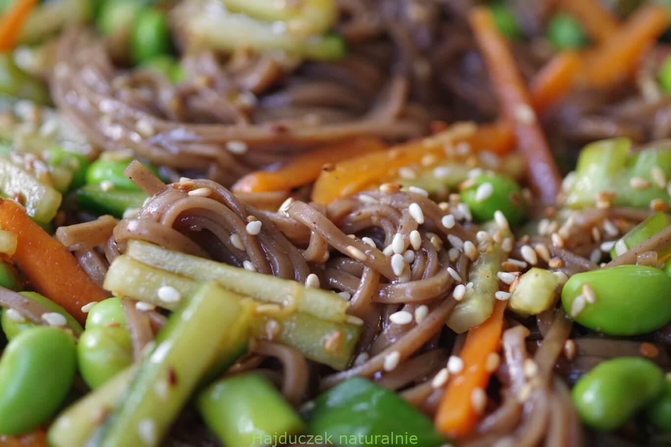 makaron soba z edamame