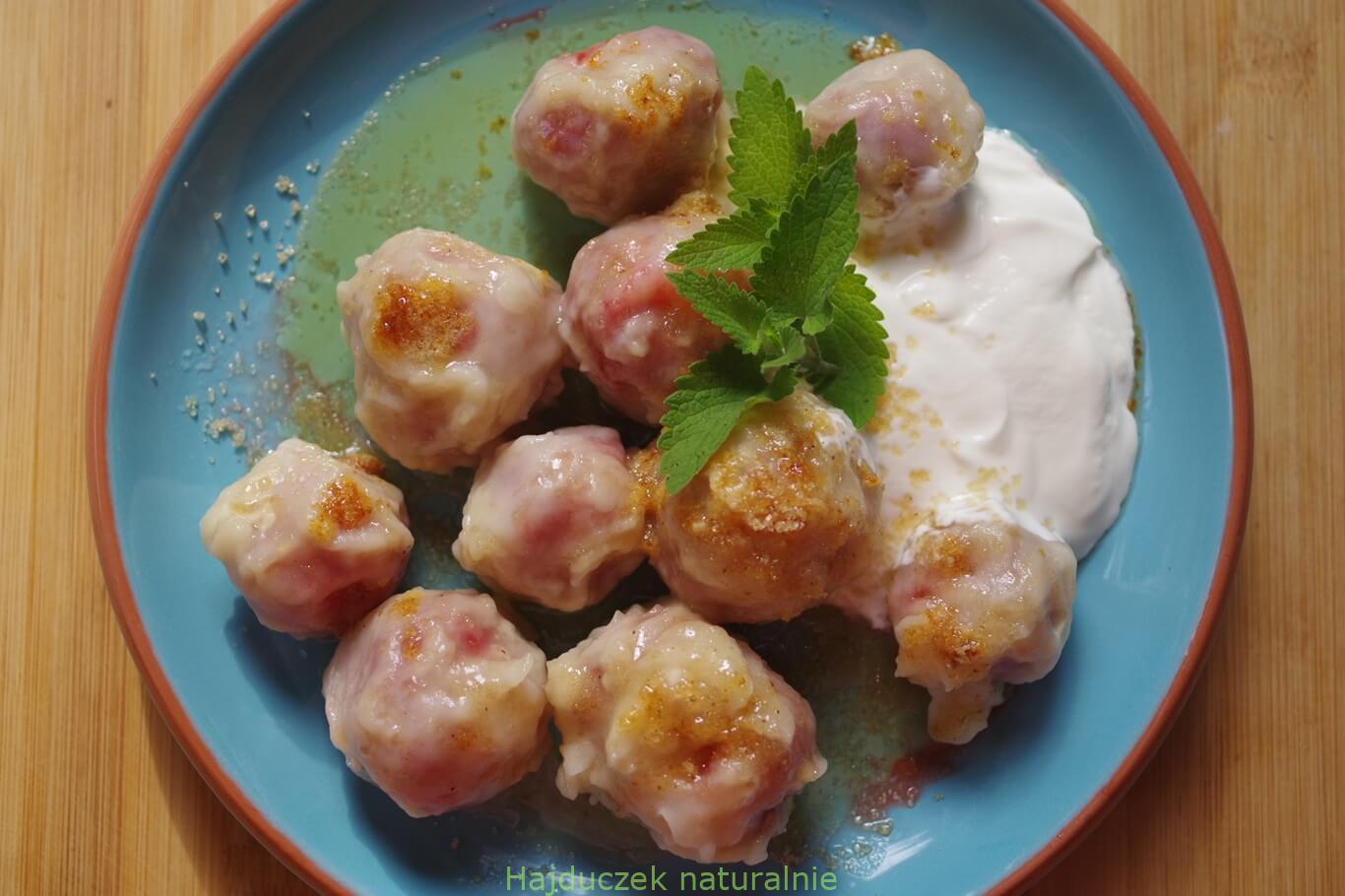 pierogi kulane z truskawkami