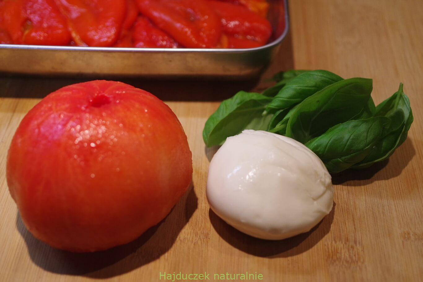 pomidor, mozzarella i bazylia