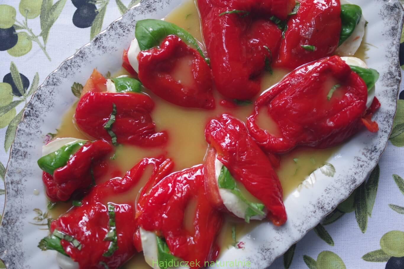 papryka z mozzarellą